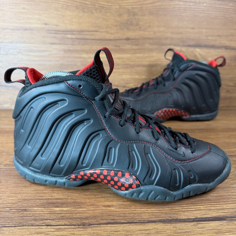 Nike Little Posite One Bred Foamposite‎ Kids Athletic Shoes Size 6Y DV3773-001